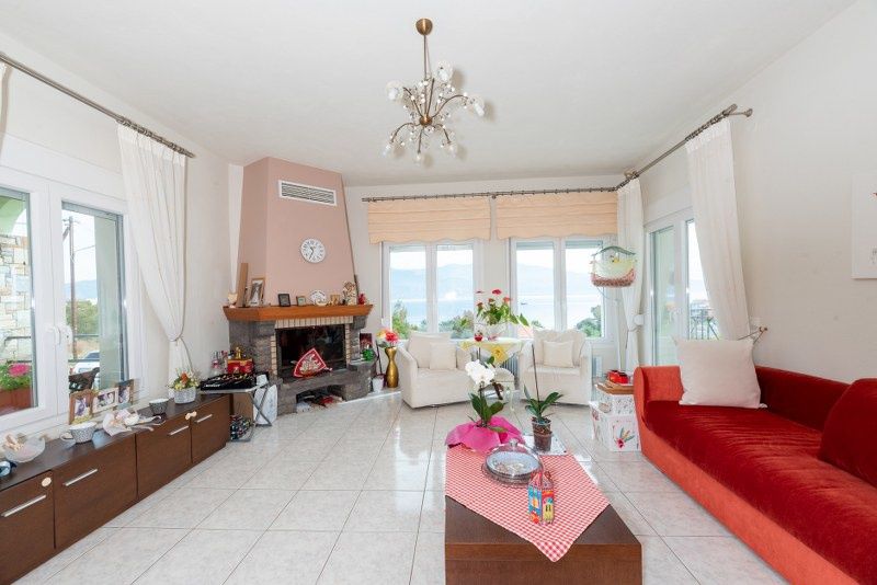 Property photo 1 of 25