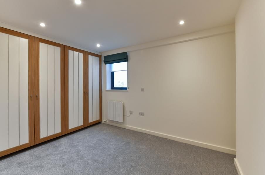 Property photo 2 of 3