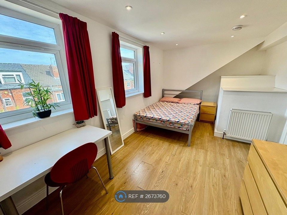Property photo 3 of 14