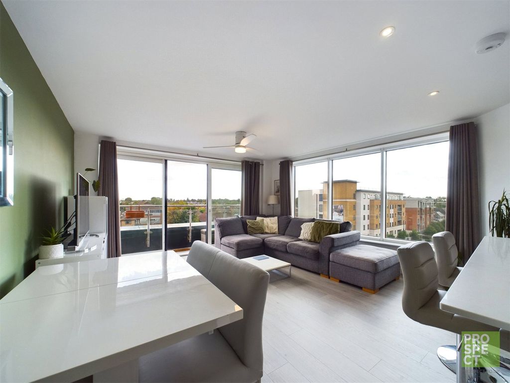 Property photo 2 of 9 Picture No. 24