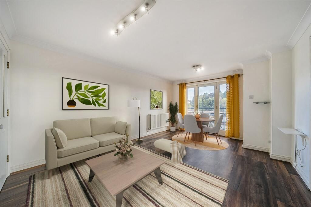 Property photo 1 of 5 Lounge
