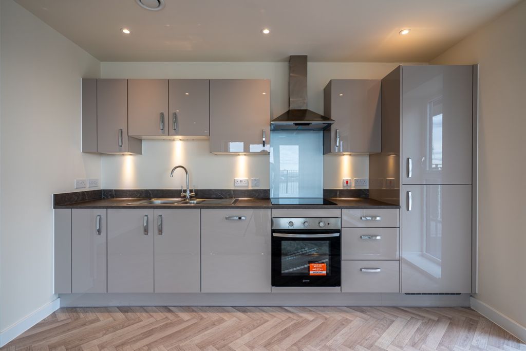 Property photo 3 of 24 5534613