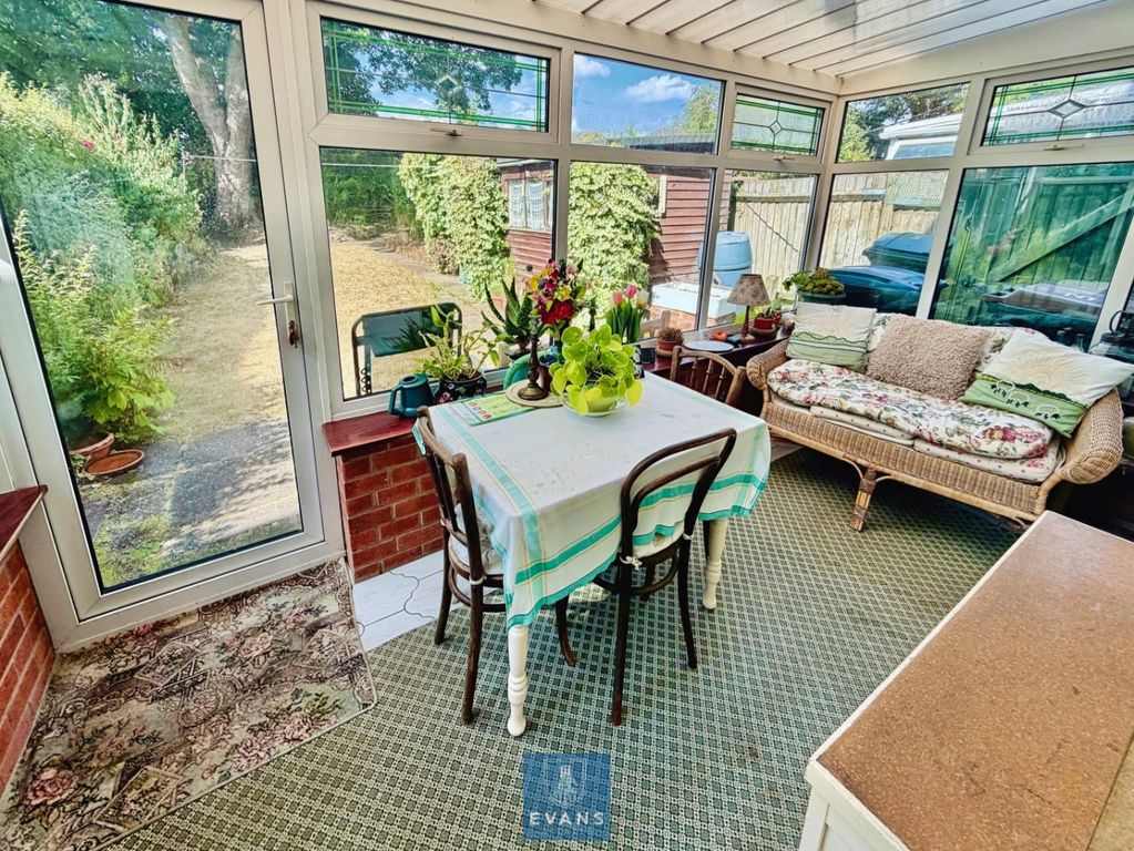 Property photo 2 of 20 Conservatory