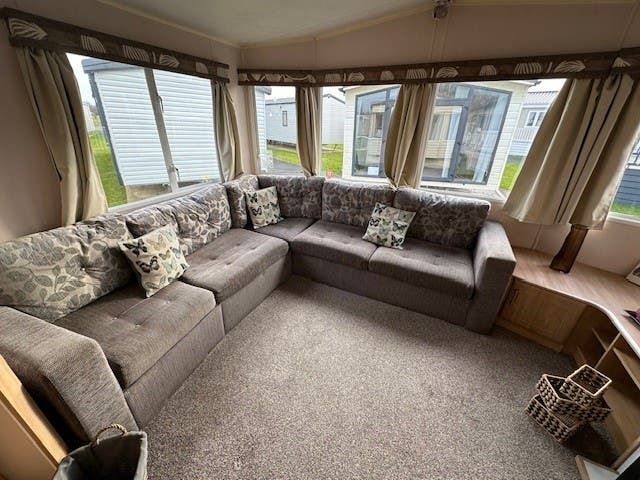 Property photo 1 of 6 Car0026992 - Static Caravan