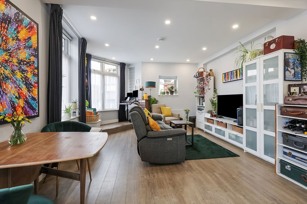 Property photo 3 of 9 Picture No. 04