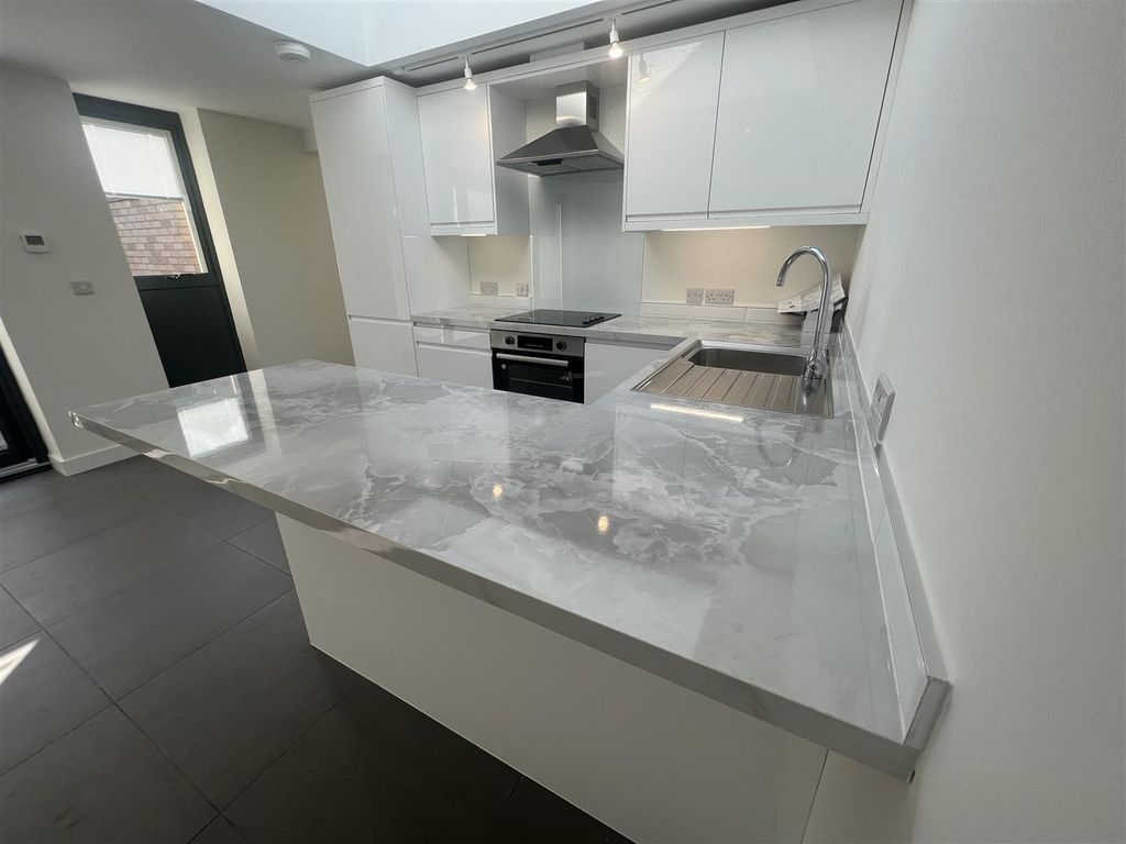 Property photo 3 of 9 Img_3310.Jpg