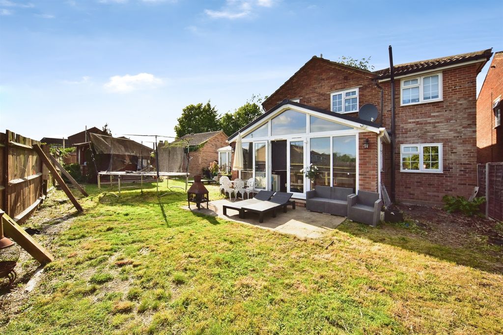 Property photo 3 of 17