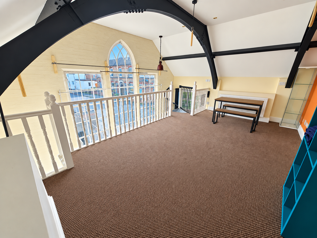 Property photo 2 of 20