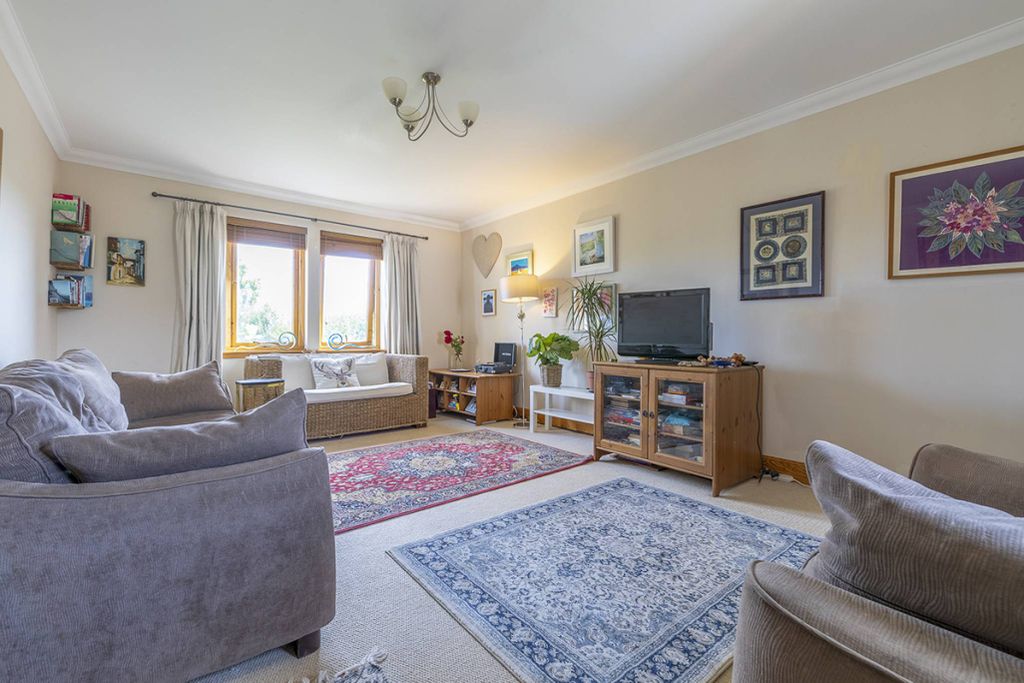 Property photo 2 of 36