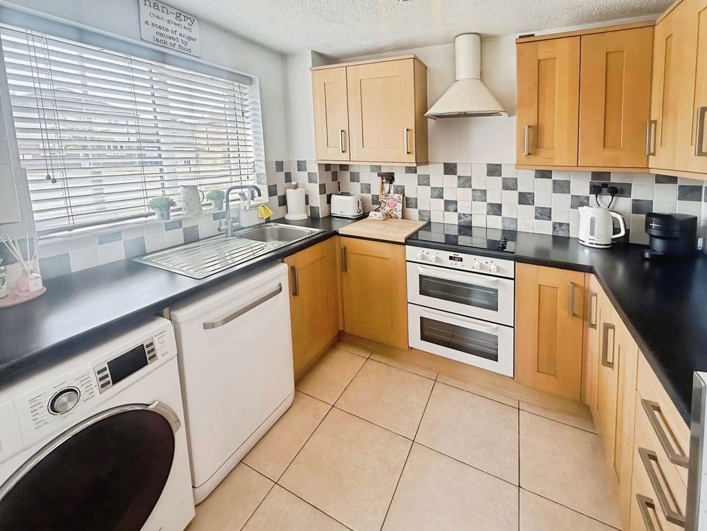 Property photo 2 of 9 Pbox-Img.Jpg