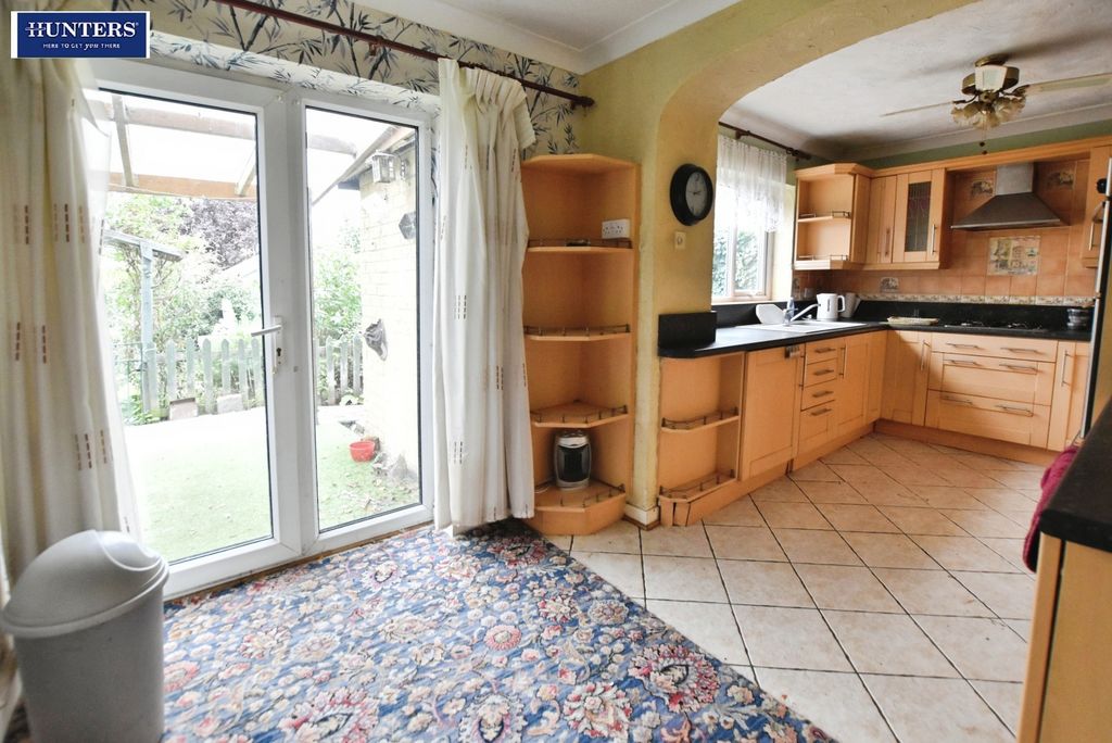 Property photo 2 of 21 Kitchen/Diner