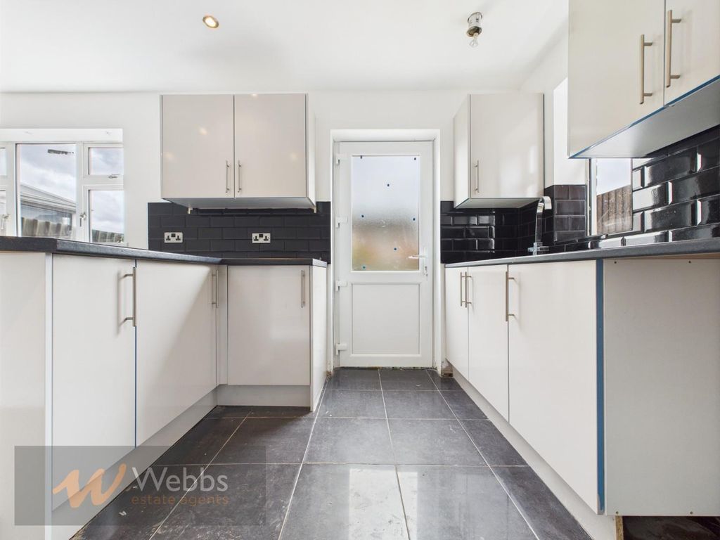 Property photo 2 of 24 Cam05244G0-Pr0115-Still016.Jpg