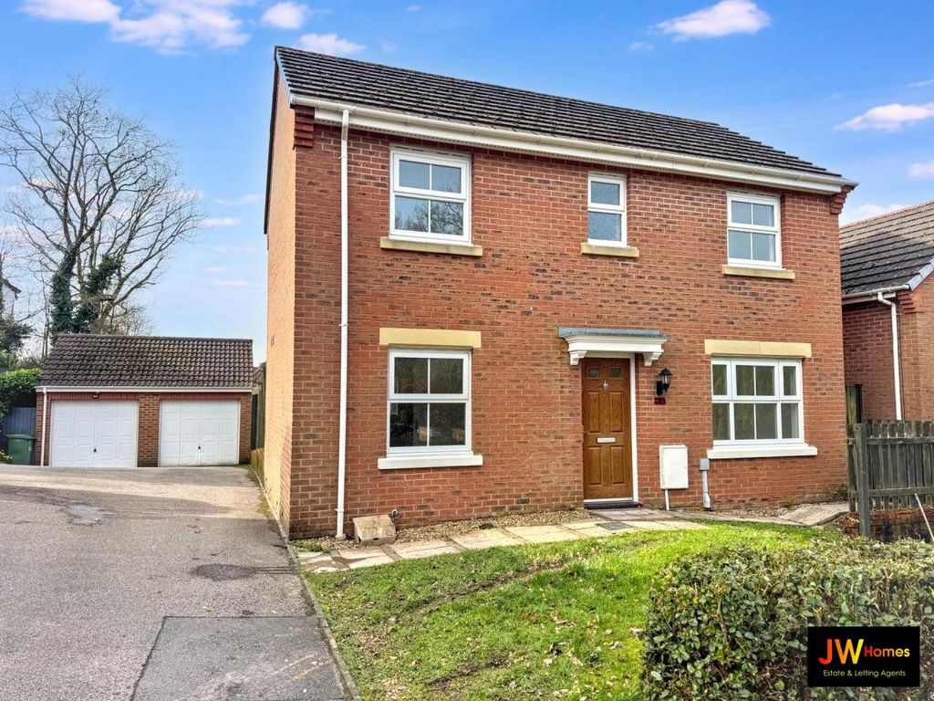 Property photo 1 of 16 Ext (24)