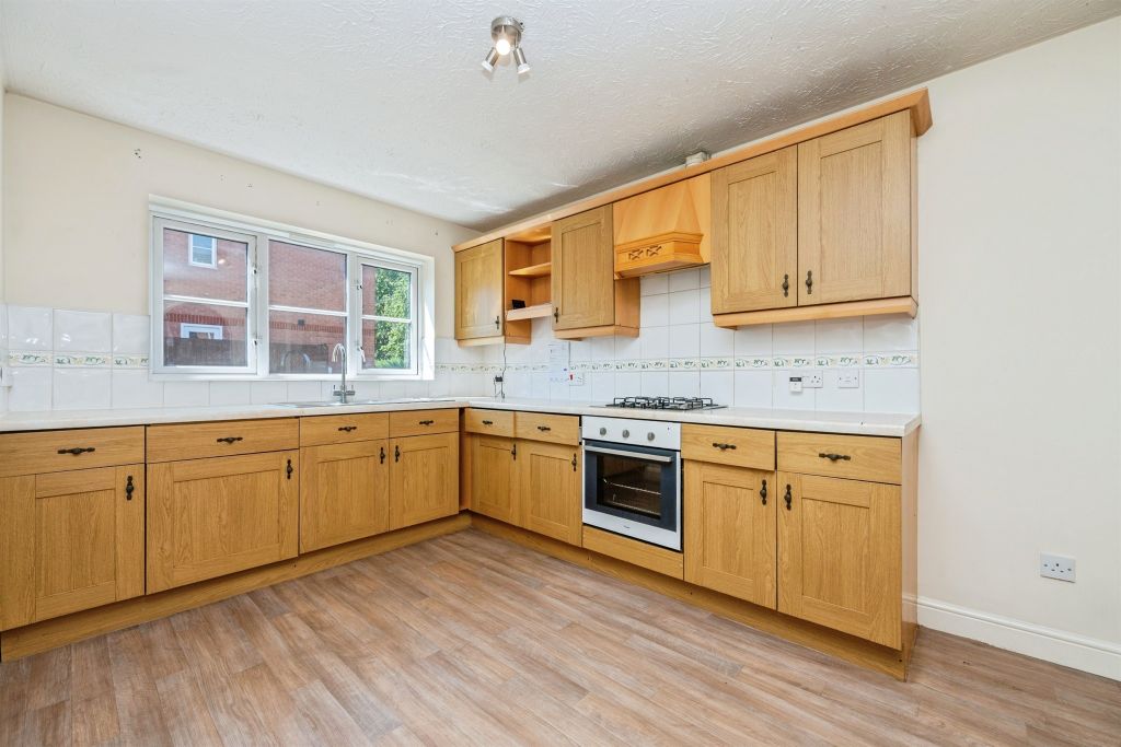 Property photo 3 of 15