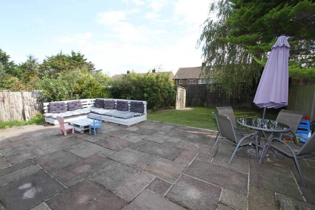 Property photo 2 of 21