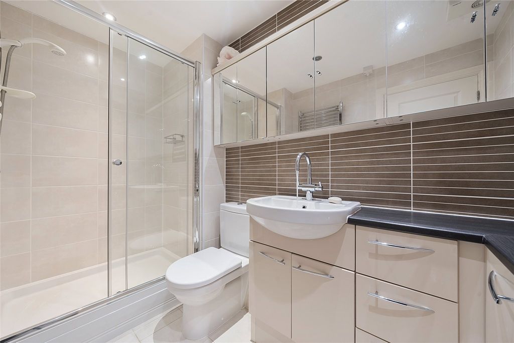 Additional image 11 of 2 bed flat for saleSea Road, Carlyon Bay, St. Austell, Cornwall PL25