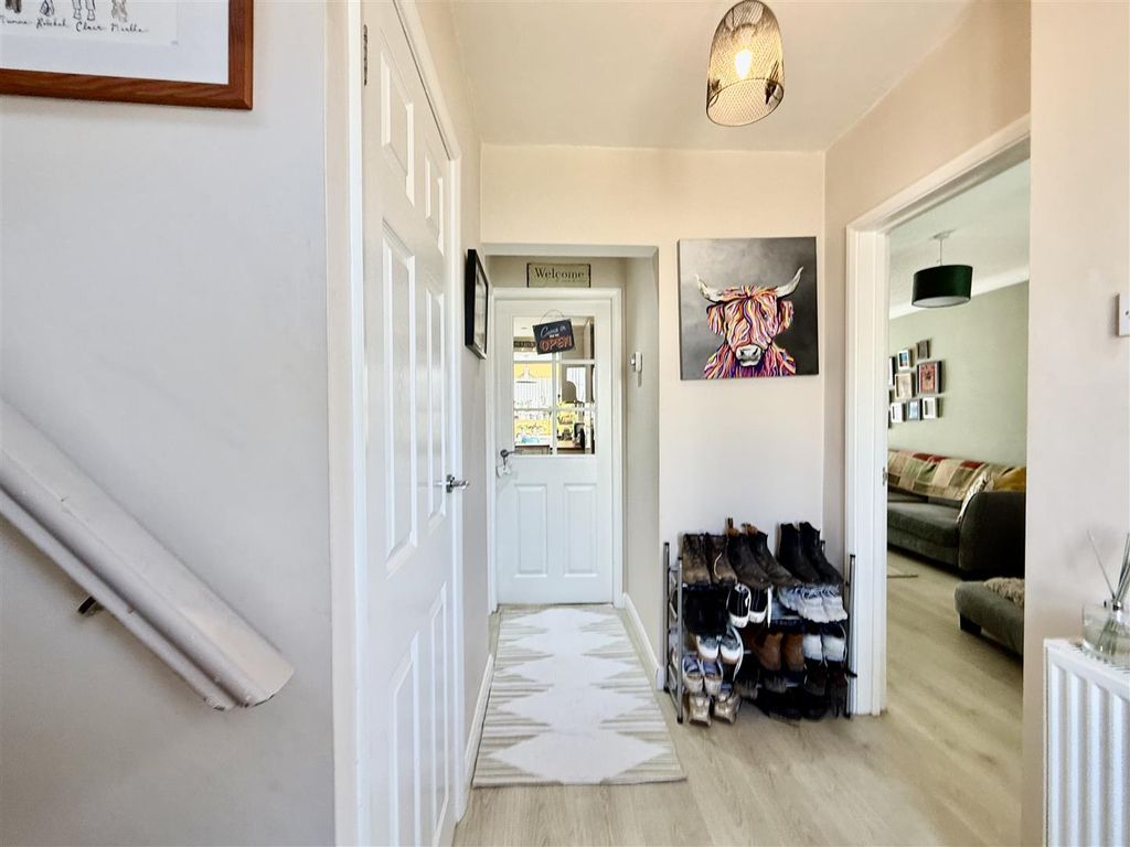 Property photo 3 of 21 3