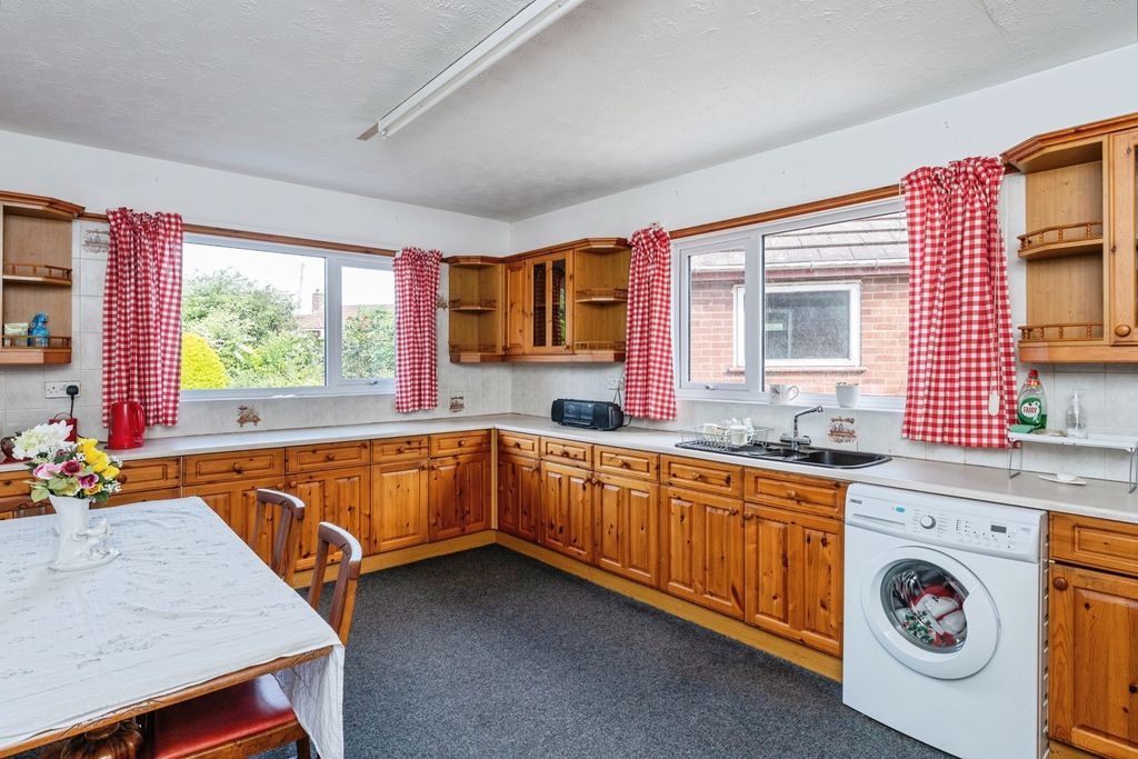 Property photo 2 of 23 Pbox-Img.Jpg
