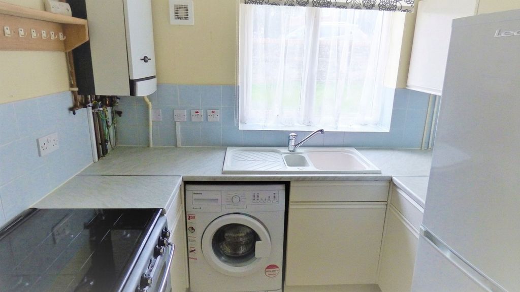 Property photo 3 of 7