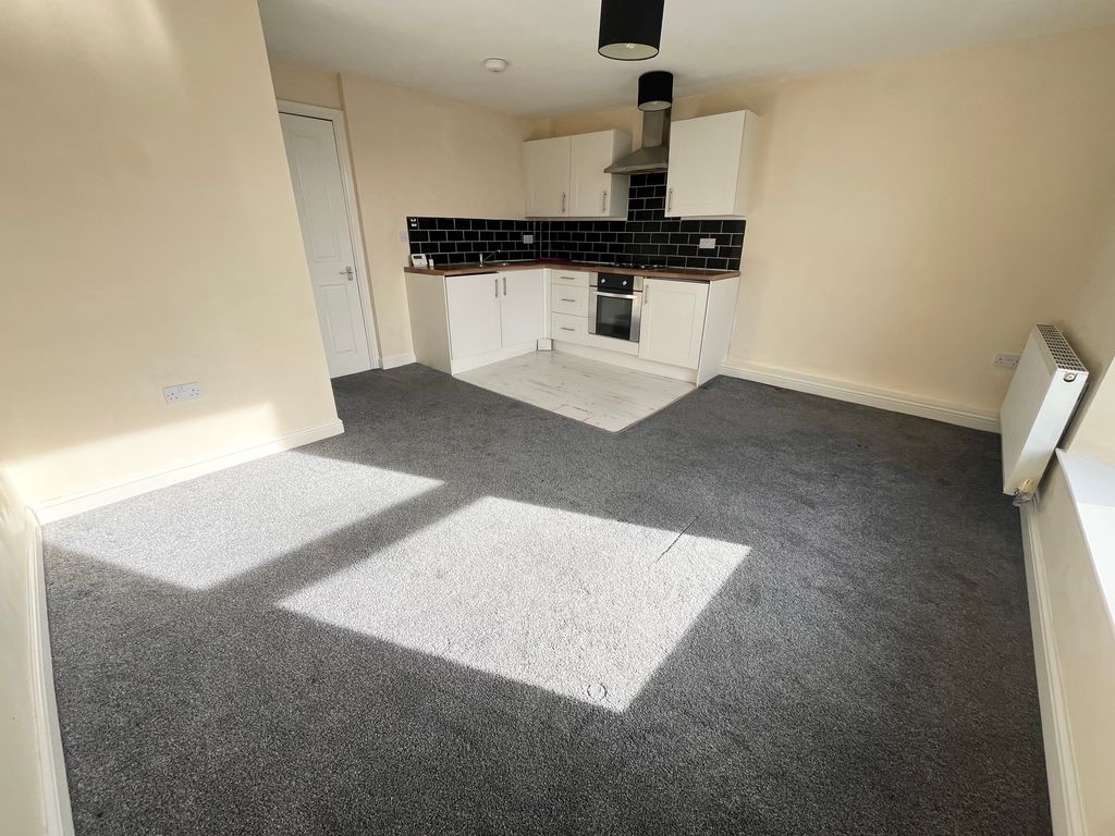 Property photo 3 of 7 Image