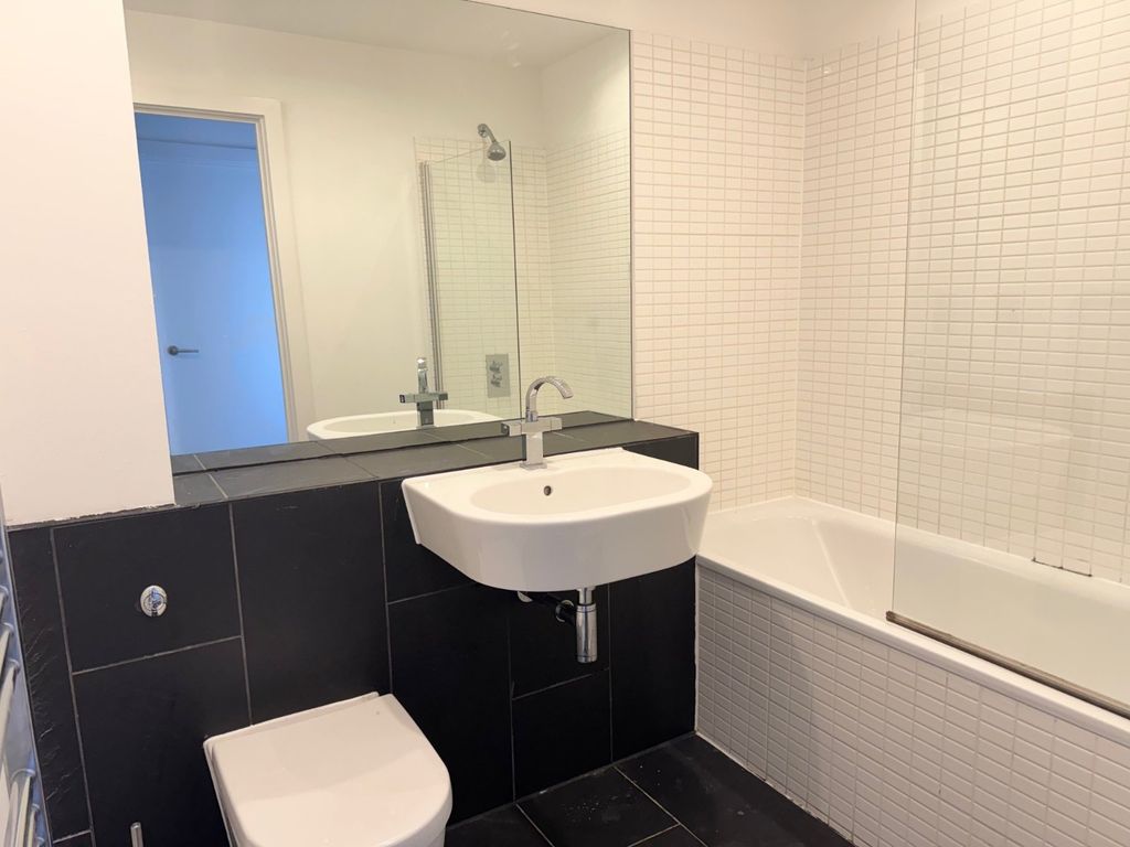 Property photo 2 of 13 Picture No. 18