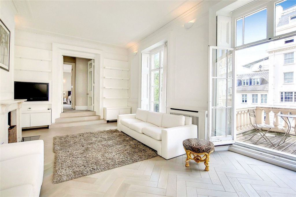 Property photo 2 of 15 Picture No. 07