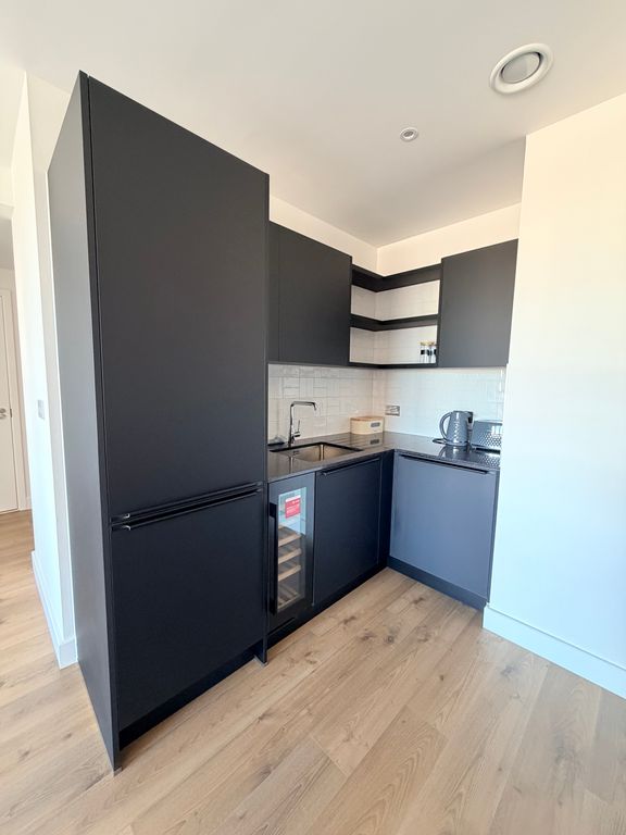 Property photo 2 of 29