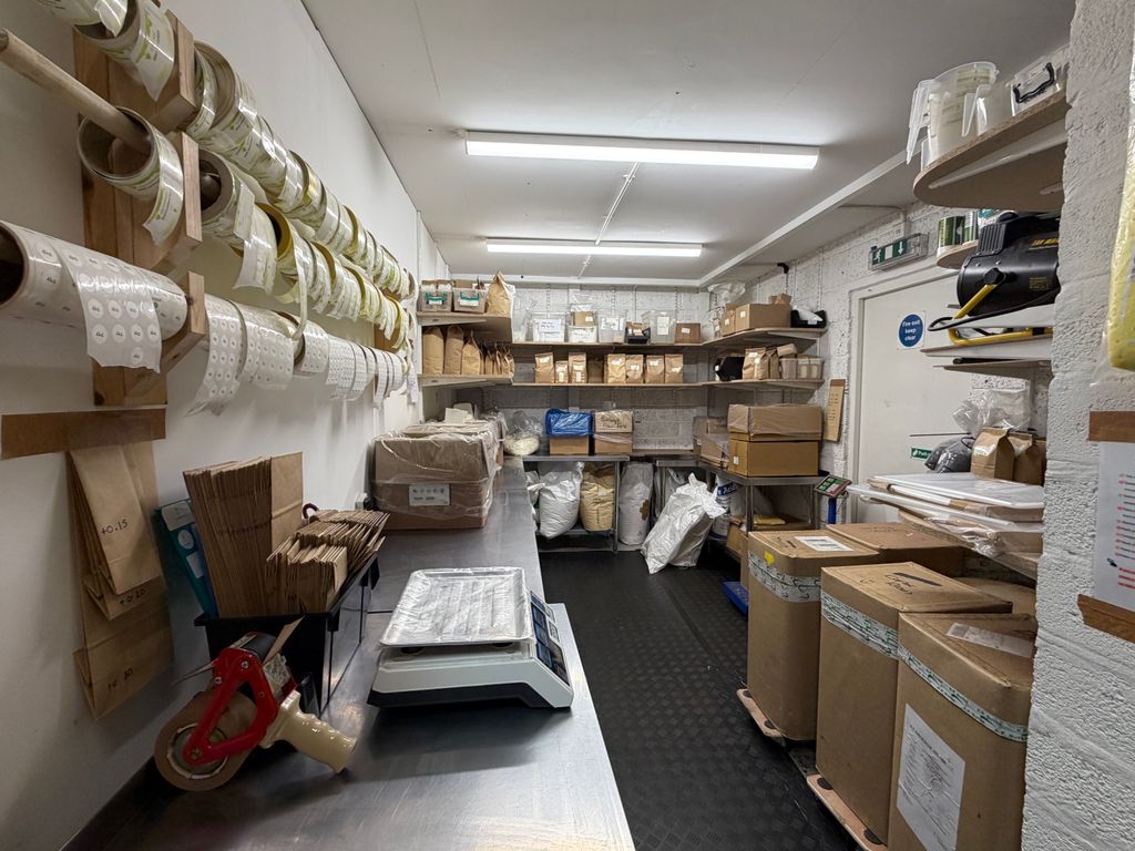 Property photo 3 of 4