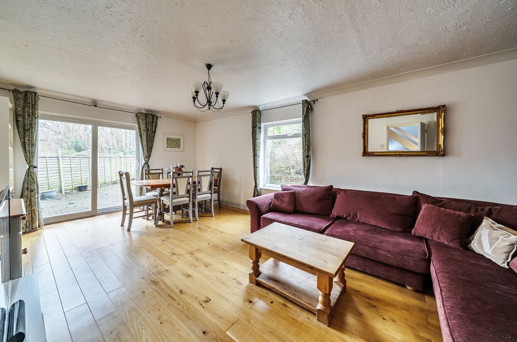 Property photo 3 of 22 1419528-4-699c603...