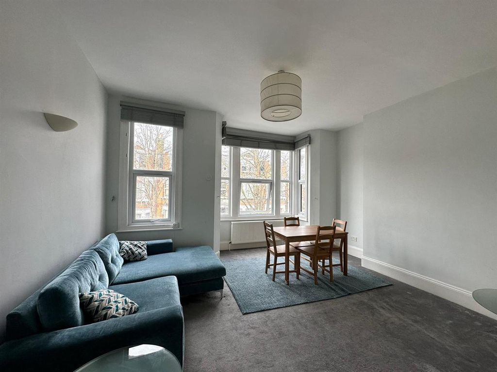 Property photo 2 of 9 5B21085F-4c49-4152-Aab9-0A1A63B0c9d0.Jpg