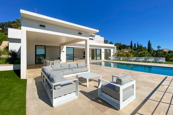 Property photo 2 of 3