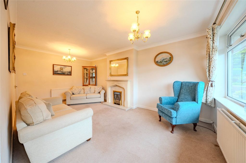 Property photo 2 of 19 Picture No. 01