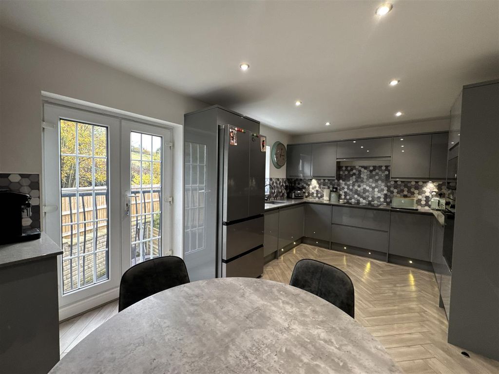 Property photo 3 of 16 Dji_20251031_150231_650.Jpeg