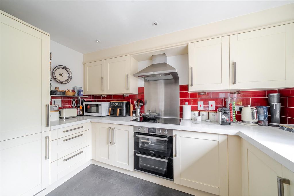 Property photo 3 of 23 1278814 (4).Jpg