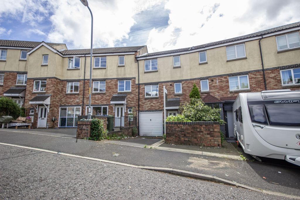 Property photo 1 of 11 1