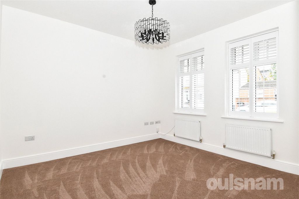 Property photo 3 of 28 Picture No. 03