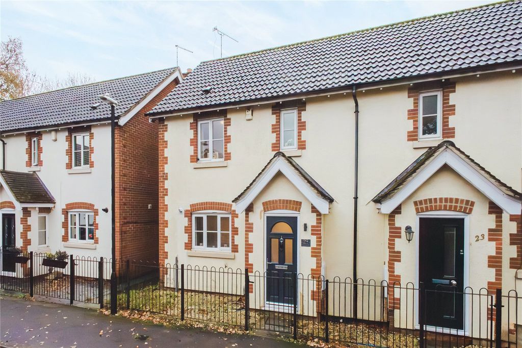 Property photo 2 of 17 Picture No. 02