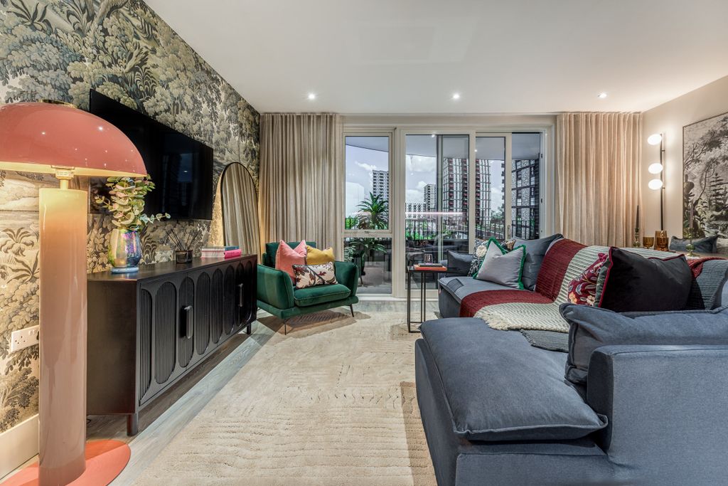 Property photo 3 of 19 Images