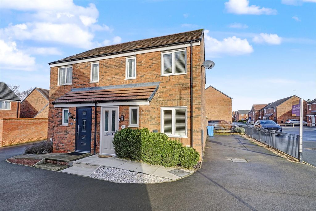 Property photo 1 of 20 Front 1_1.Jpeg