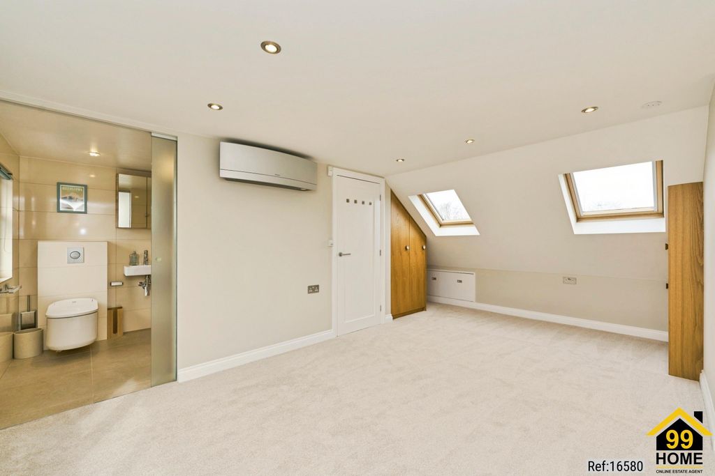 Property photo 2 of 20 Photo 1