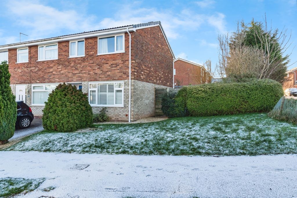 Property photo 1 of 21