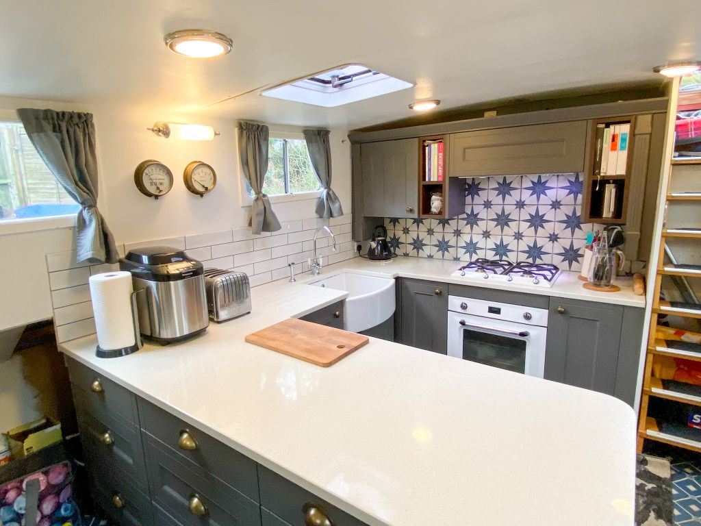 Property photo 3 of 22 Boat Kitchen