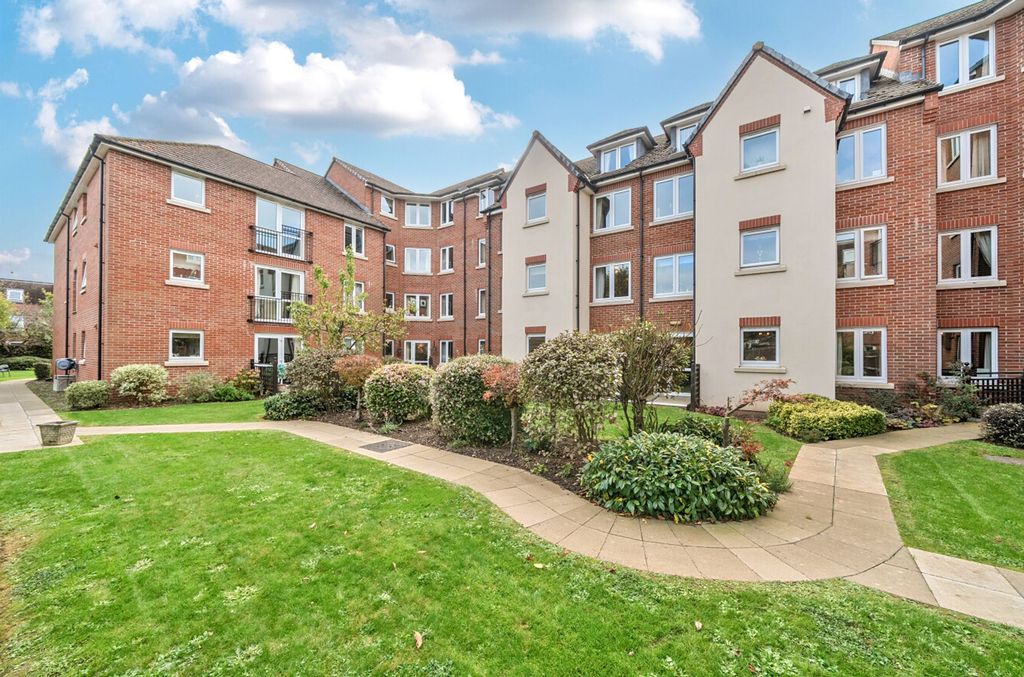 Property photo 1 of 14