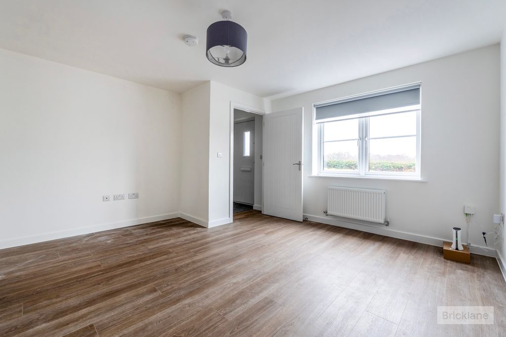 Property photo 3 of 13 Living Room