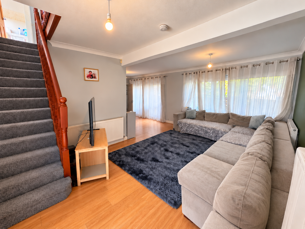 Property photo 2 of 18