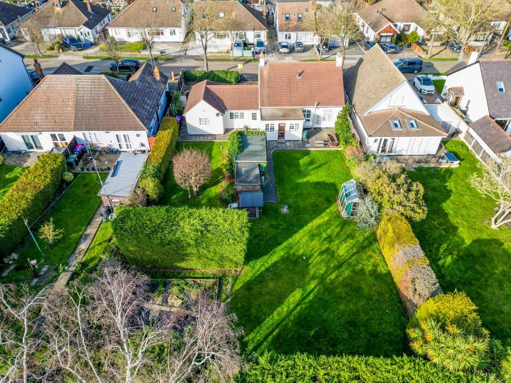 Property photo 3 of 30