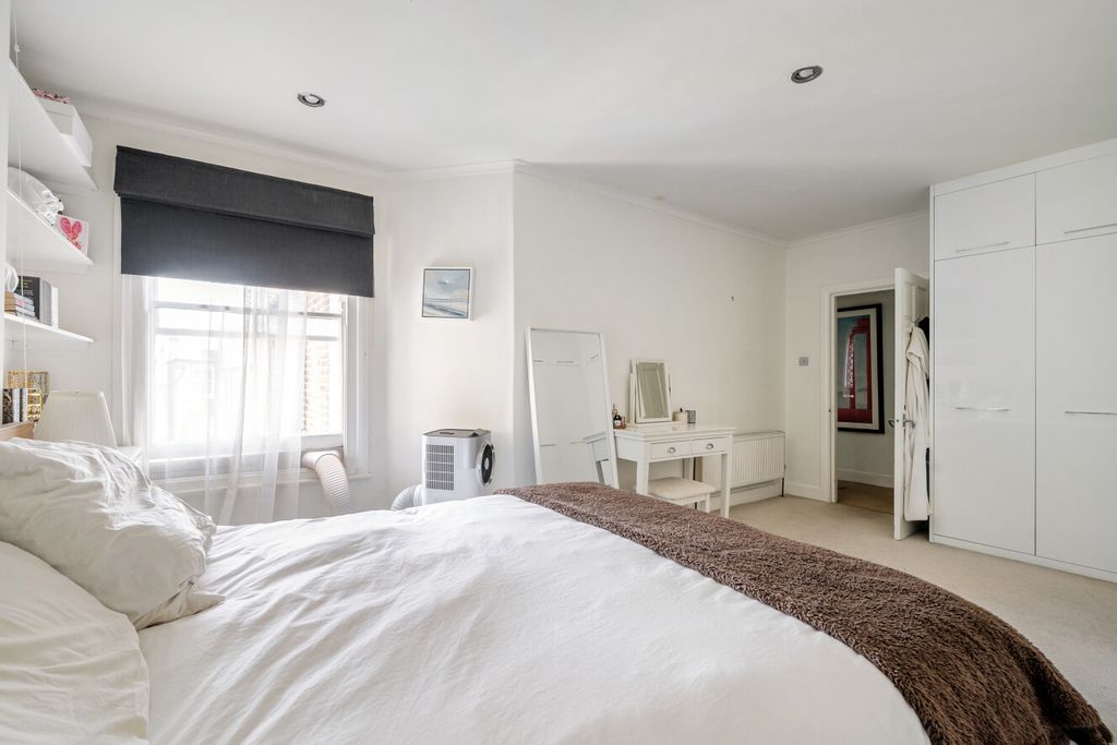 Property photo 3 of 22 1479944-13-6A3A8B...