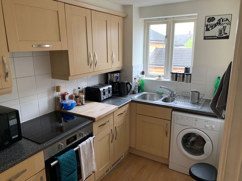Property photo 3 of 7