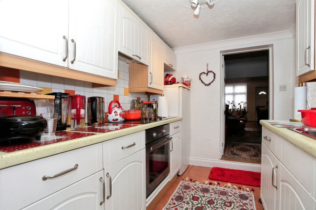 Property photo 2 of 16