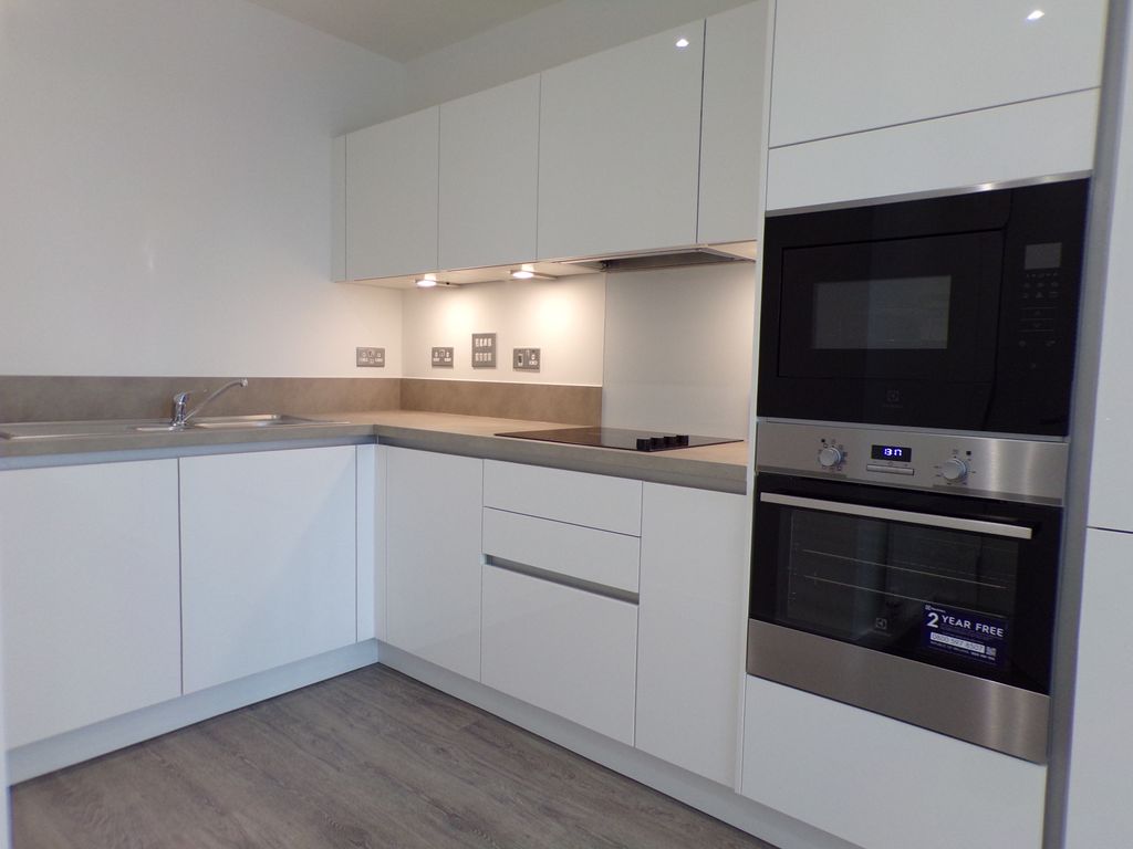 Property photo 3 of 5 Kitchen